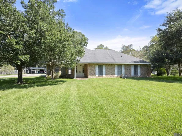 405 N College St E, Denham Springs, LA 70726