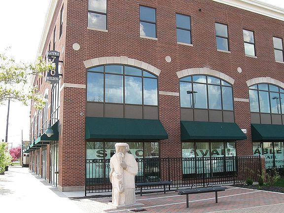 Neighborhood-New Gateway retail building minutes away