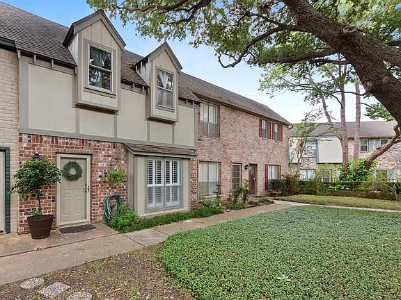 4th image of 14715 Barryknoll Ln APT 141