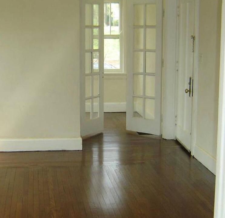 2nd image of 3740 Hazel Ave #2