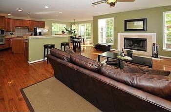 4th image of 10 Quail Dr S