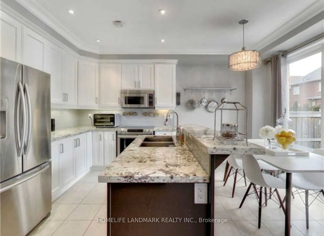 3 bed, $3,900 — Photo 2