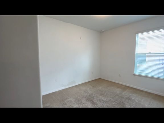 2nd image of 720 E Victoria Trails Blvd