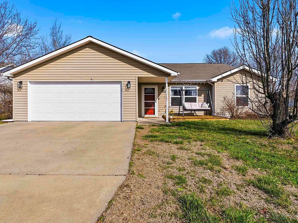 1st image of 200 Northfield Rd