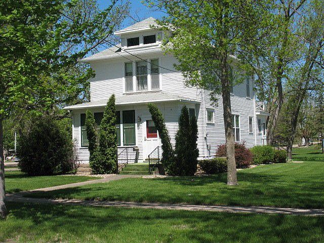 1st image of 503 7th Ave N