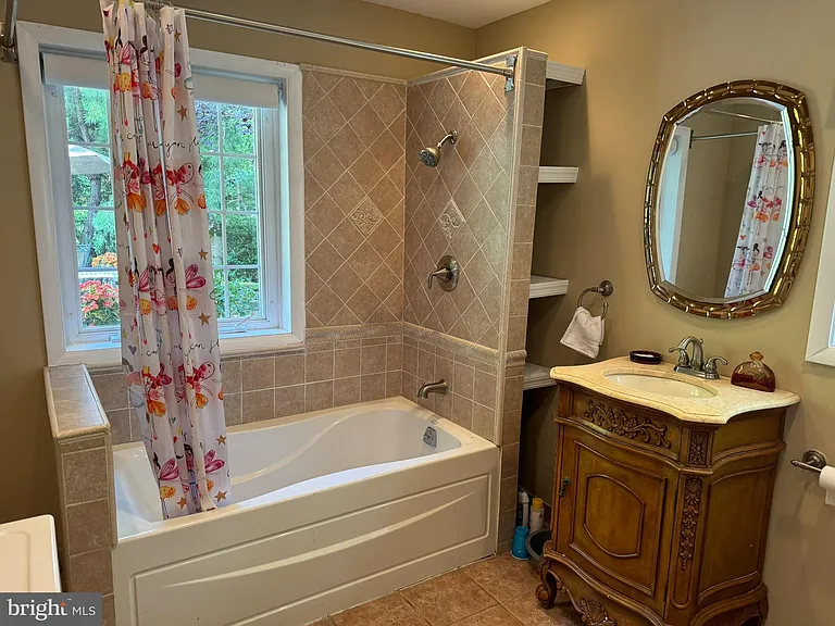 417 Wingate Rd — Photo 14