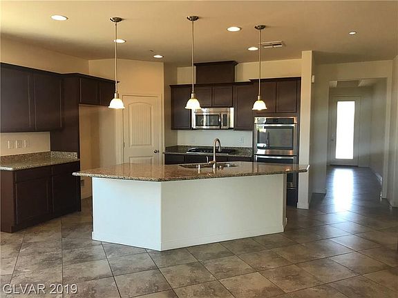 Breakfast Nook/Counter