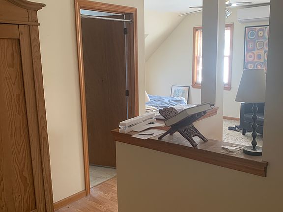 2nd image of 89 Lakeside Ave