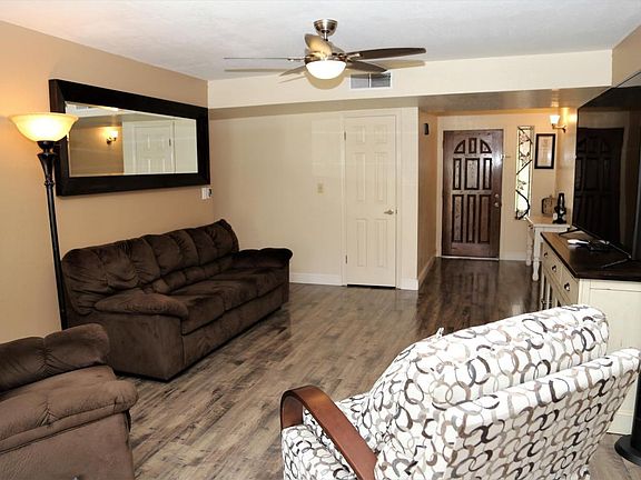 4th image of 2042 E Delta Ave