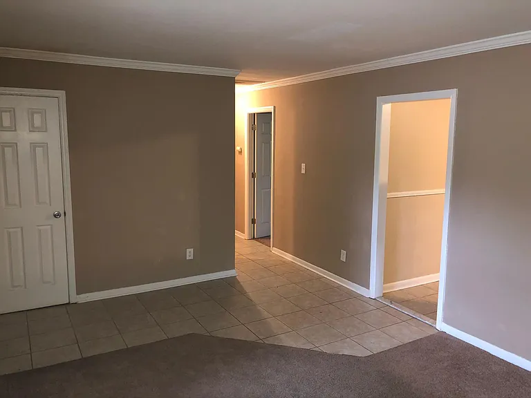 712 Edgegreen Dr — Photo 10