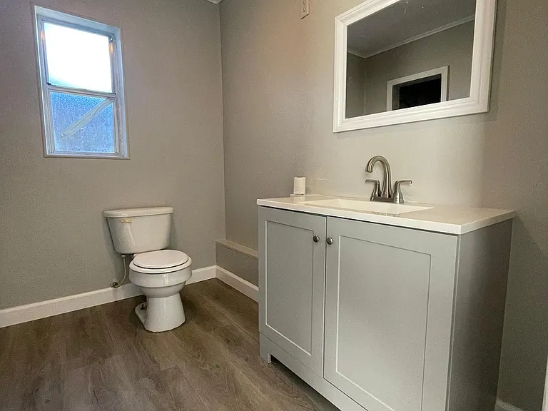 170 Capron Rd — Photo 5