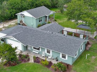 836 Bay Dr, New Smyrna Beach, FL 32168
