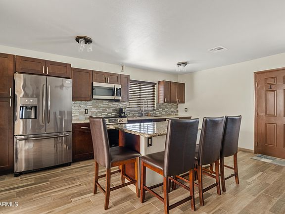 3rd image of 2628 E DON CARLOS Avenue