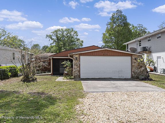 3rd image of 6314 Sebring St