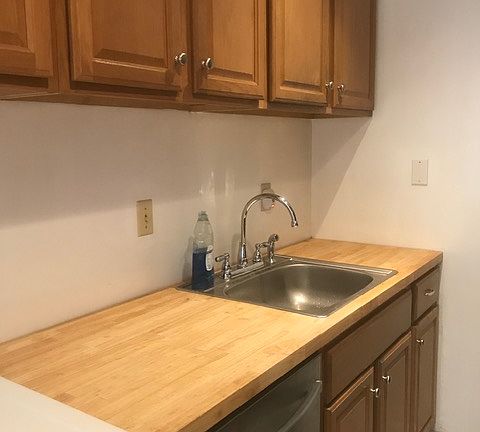 4th image of 302 Reneau Way