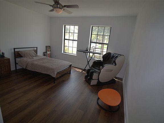 3rd image of 6022 Crakston St