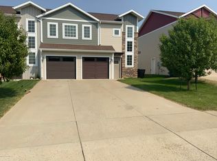 2528 Dakota Blvd, Dickinson, ND 58601