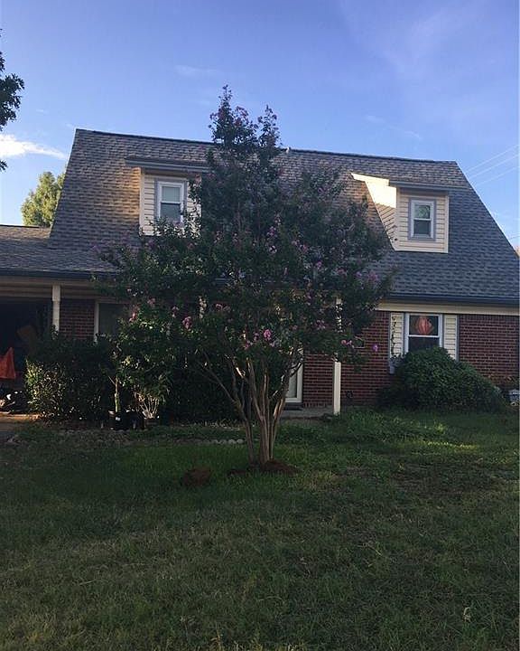 1st image of 8000 Herndon Dr