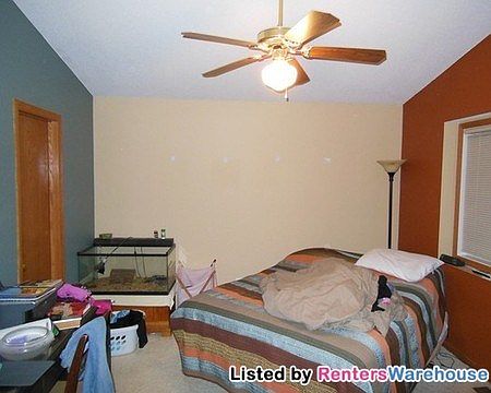 3rd image of 2032 Gresham Ave N