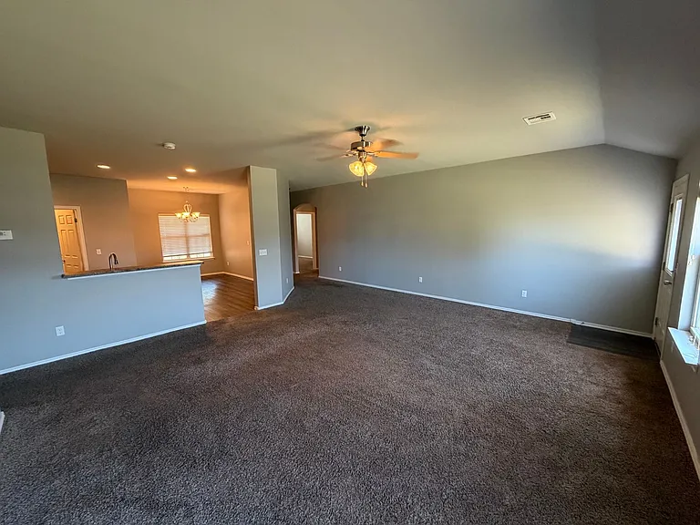 3401 SE 95th St — Photo 3