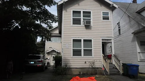 4943 NE 10th Ave #2 Photo 1