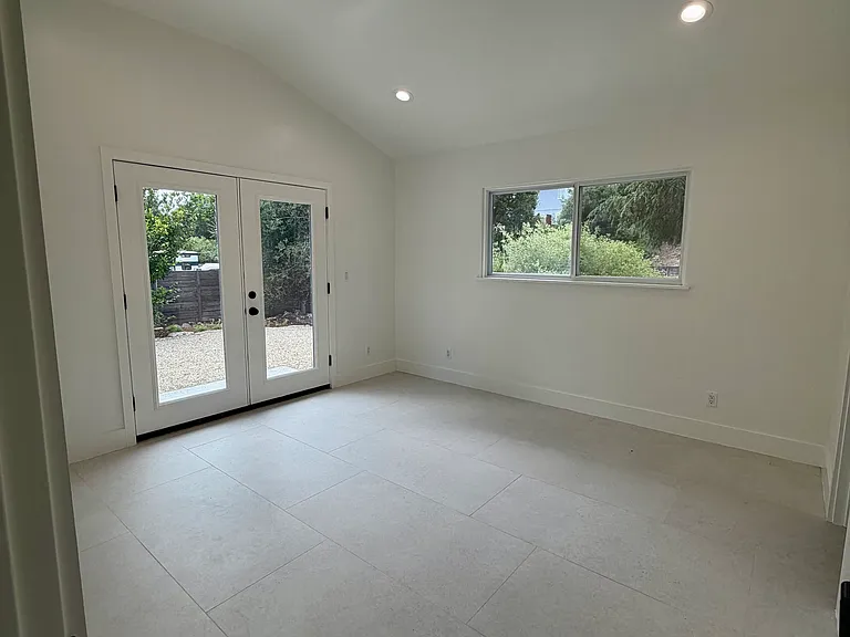 3658 Olive St — Photo 10
