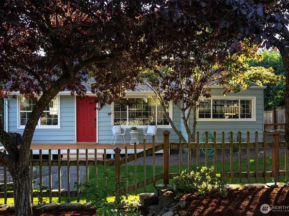 9512 40th Avenue NE, Seattle, WA 98115