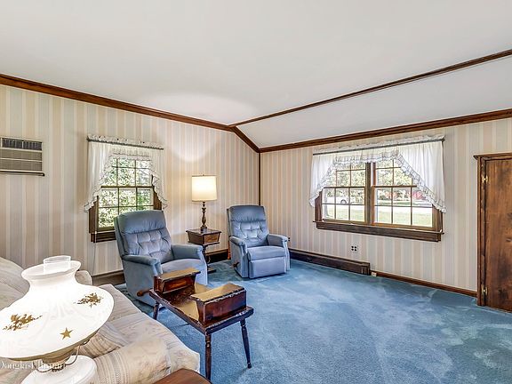 5th image of 238 McConnell Ave