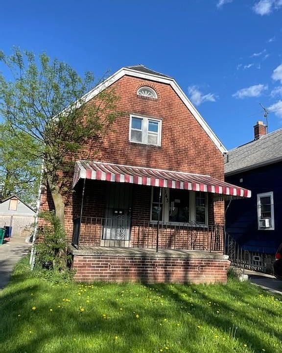 1st image of 143 Harriet Ave