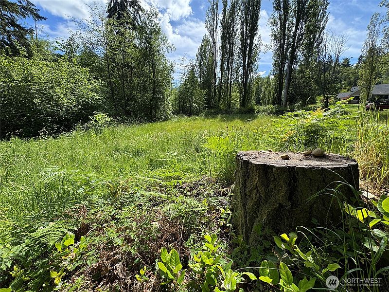 3rd image of 16330 93rd Avenue SW