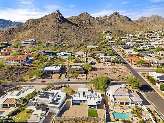 5th image of 1541 E LAS PALMARITAS Drive