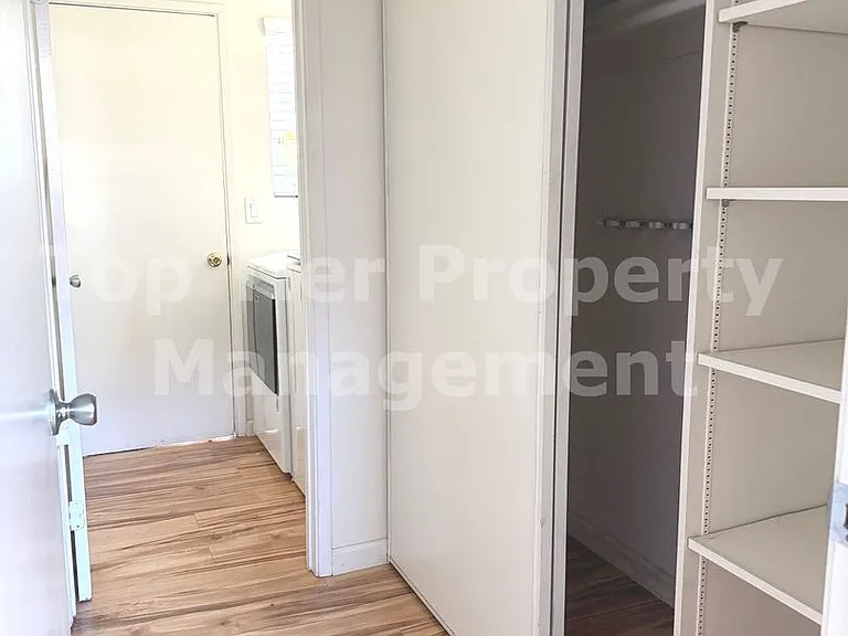 125 Acacia Ave — Photo 40