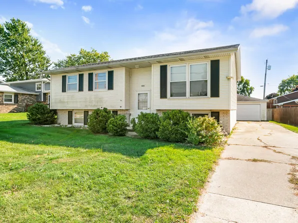 606 W Sigler St, Hebron, IN 46341