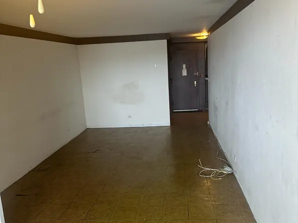 97-10 62nd Drive image 2 of 10