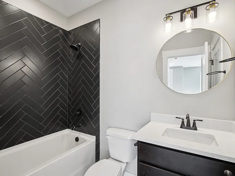375 Archwood Dr — Photo 22