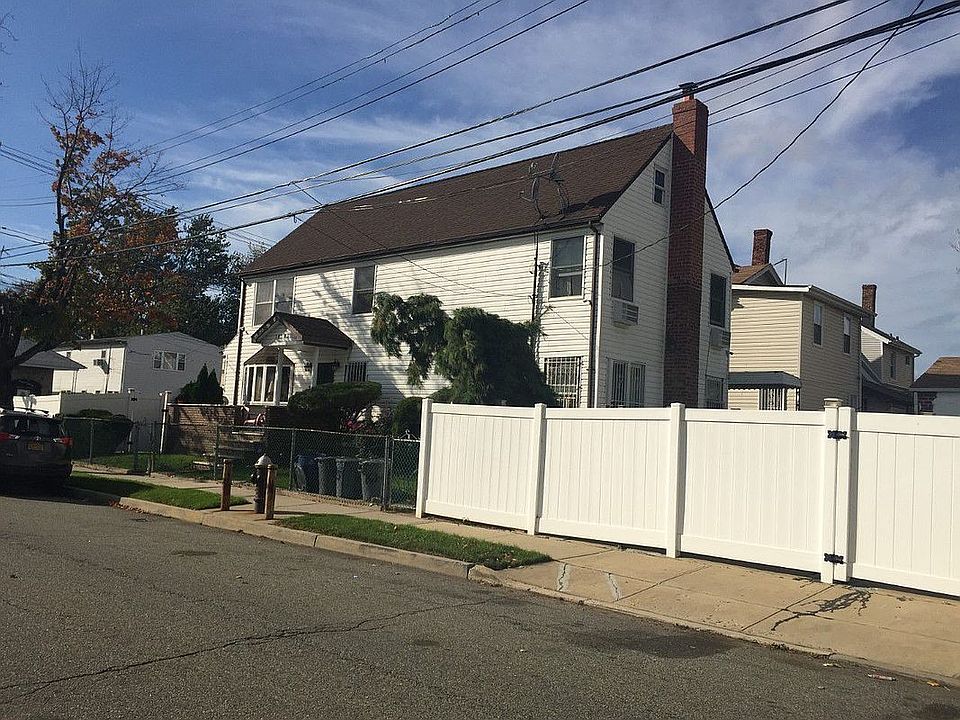 1st image of 161-01 119th Dr