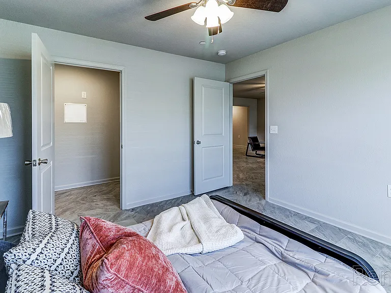 116 Pine Ridge Pl — Photo 5