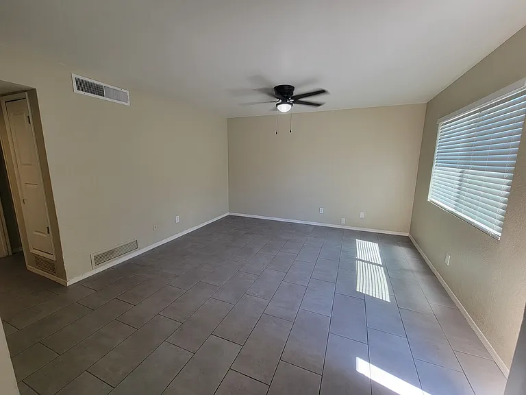 505 E Drachman St #505 — Photo 7