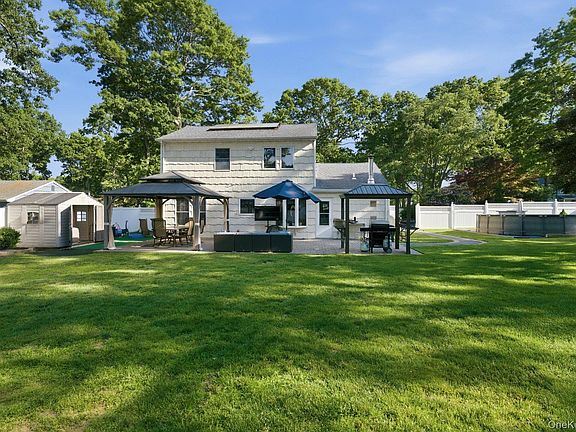 4th image of 28 Cedar Heights Drive
