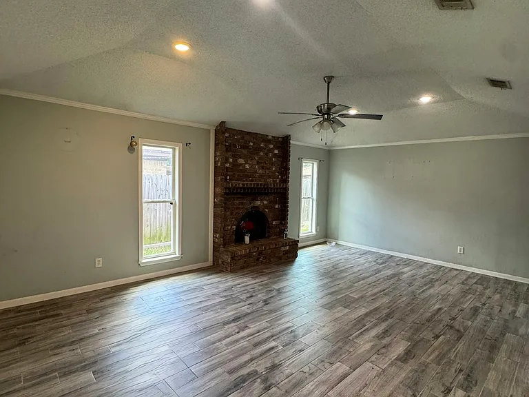 9295 Washington Blvd — Photo 4