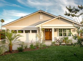 924 E Poppyfields Dr, Altadena, CA 91001