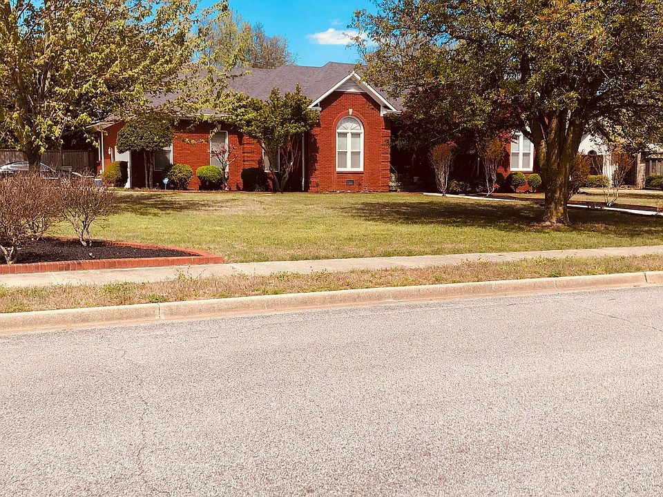 1st image of 117 Danika Dr NW