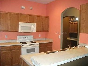 5th image of 3214 Holderness Dr