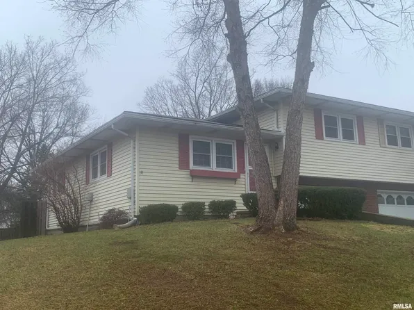 3A Justin Dr, Jacksonville, IL 62650