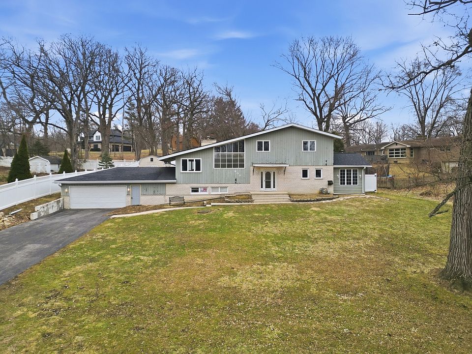 1st image of 800 N Marley Rd