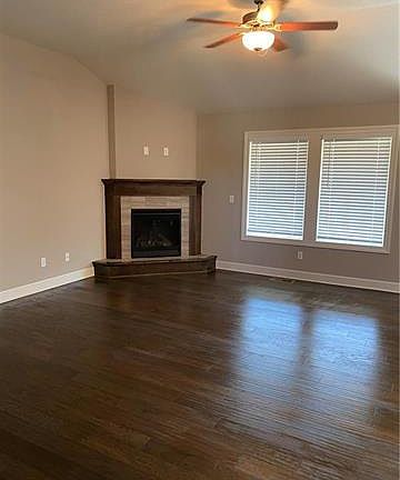 5th image of 16070 NW 123rd St