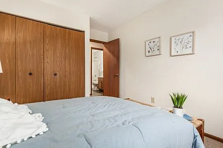 2400 Royal Meadow Ln — Photo 23