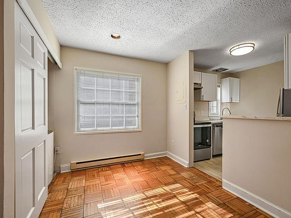 5th image of 1608 W Abingdon Dr APT 101