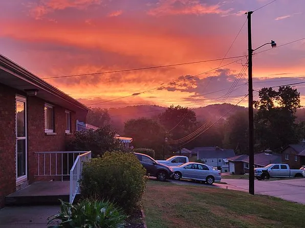 2612 Rummelbrown Dr, Charleston, WV 25302