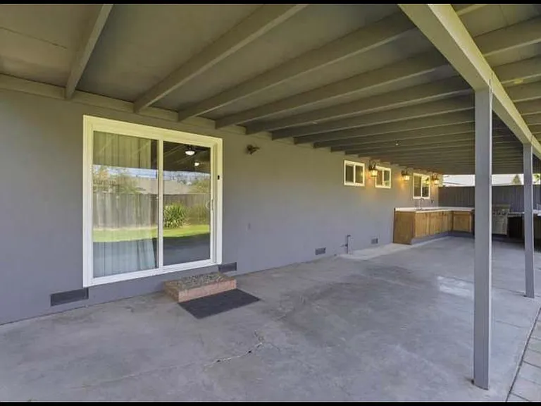 209 Tokay Ave — Photo 20